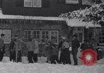 Image Inauguration de train de ski Huntsville (Ontario) Canada, 1941, de la seconde 30 séquences d'archives historiques vidéo 65675033965