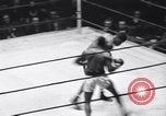 Image match de boxe amateur New York City USA, 1938, de la seconde 9 séquences d'archives historiques vidéo 65675033966