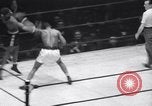 Image match de boxe amateur New York City USA, 1938, de la seconde 11 séquences d'archives historiques vidéo 65675033966