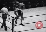 Image match de boxe amateur New York City USA, 1938, de la seconde 15 séquences d'archives historiques vidéo 65675033966
