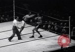 Image match de boxe amateur New York City USA, 1938, de la seconde 26 séquences d'archives historiques vidéo 65675033966