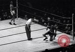 Image match de boxe amateur New York City USA, 1938, de la seconde 36 séquences d'archives historiques vidéo 65675033966