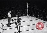 Image match de boxe amateur New York City USA, 1938, de la seconde 50 séquences d'archives historiques vidéo 65675033966