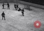 Image match de hockey sur glace New York United States USA, 1938, de la seconde 25 séquences d'archives historiques vidéo 65675033969