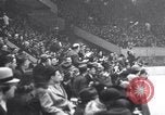Image match de hockey sur glace New York United States USA, 1938, de la seconde 28 séquences d'archives historiques vidéo 65675033969