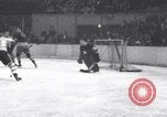 Image match de hockey sur glace New York United States USA, 1938, de la seconde 44 séquences d'archives historiques vidéo 65675033969