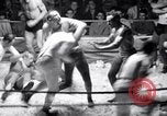 Immagine di Wrestling heavyweight bout Lake Worth Florida USA, 1938, secondo 16 filmato di repertorio 65675033971