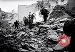 Image munitions blast Torre Annunziata Naples, 1946, de la seconde 24 séquences d'archives historiques vidéo 65675033972