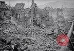 Image munitions blast Torre Annunziata Naples, 1946, de la seconde 48 séquences d'archives historiques vidéo 65675033972
