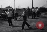 Standbild Stahl Arbeitnehmer Streik Warren Ohio USA, 1937, aus Sekunde 13 historischem Filmmaterial Videoclip 65675033975