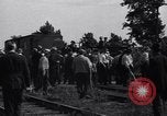 Standbild Stahl Arbeitnehmer Streik Warren Ohio USA, 1937, aus Sekunde 21 historischem Filmmaterial Videoclip 65675033975