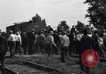 Standbild Stahl Arbeitnehmer Streik Warren Ohio USA, 1937, aus Sekunde 23 historischem Filmmaterial Videoclip 65675033975