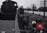 Standbild Stahl Arbeitnehmer Streik Warren Ohio USA, 1937, aus Sekunde 30 historischem Filmmaterial Videoclip 65675033975