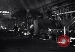 Standbild Stahl Arbeitnehmer Streik Warren Ohio USA, 1937, aus Sekunde 61 historischem Filmmaterial Videoclip 65675033975