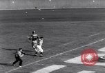 Immagine di Partita di calcio Pittsburgh Pennsylvania USA, 1961, secondo 53 filmato di repertorio 65675034000
