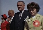 Standbild John Glenn Cape Canaveral Florida USA, 1962, aus Sekunde 32 historischem Filmmaterial Videoclip 65675034003