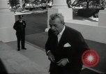 Immagine di William Willard Wirtz hanno Washington DC USA, 1962, secondo 16 filmato di repertorio 65675034021