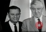 Immagine di John F Kennedy segni trattato di interdizione completa degli esperimenti nucleari Washington DC White House USA, 1963, secondo 45 filmato di repertorio 65675034022