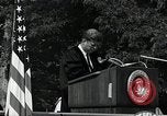 Immagine di John F Kennedy American University indirizzo di inizio Washington DC USA, 1963, secondo 26 filmato di repertorio 65675034023
