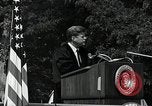 Immagine di John F Kennedy American University indirizzo di inizio Washington DC USA, 1963, secondo 36 filmato di repertorio 65675034023