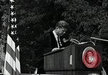Immagine di John F Kennedy American University indirizzo di inizio Washington DC USA, 1963, secondo 44 filmato di repertorio 65675034023