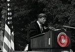Immagine di John F Kennedy American University indirizzo di inizio Washington DC USA, 1963, secondo 46 filmato di repertorio 65675034023