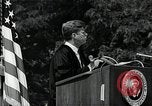 Immagine di John F Kennedy indirizzamento università americana inizio Washington DC USA, 1963, secondo 10 filmato di repertorio 65675034024