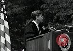 Immagine di John F Kennedy indirizzamento università americana inizio Washington DC USA, 1963, secondo 58 filmato di repertorio 65675034024