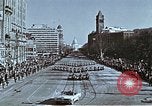 Immagine di John F Kennedy sfilata inaugurale Washington DC USA, 1961, secondo 11 filmato di repertorio 65675034028