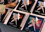 Immagine di La NATO e Dirk Stikker Parigi Francia, 1961, secondo 14 filmato di repertorio 65675034029