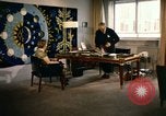 Immagine di La NATO e Dirk Stikker Parigi Francia, 1961, secondo 56 filmato di repertorio 65675034029