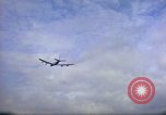 Standbild US-Präsidenten John F Kennedy's Flug abheben Wiesbaden Deutschland, 1963, aus Sekunde 61 historischem Filmmaterial Videoclip 65675034039
