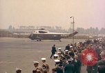 Standbild US-Präsident John F Kennedy eintrifft Kaserne Fliegerhorst Post Hanau Deutschland, 1963, aus Sekunde 12 historischem Filmmaterial Videoclip 65675034040