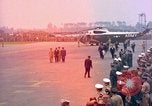 Standbild US-Präsident John F Kennedy eintrifft Kaserne Fliegerhorst Post Hanau Deutschland, 1963, aus Sekunde 57 historischem Filmmaterial Videoclip 65675034040