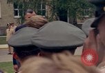 Standbild US-Präsident John F Kennedy auf Terrasse Service Club Kaserne Fliegerhorst Post Hanau Deutschland, 1963, aus Sekunde 20 historischem Filmmaterial Videoclip 65675034041
