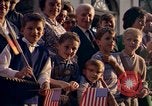 Immagine di Il presidente statunitense John F Kennedy va al Kurhaus Wiesbaden Germania, 1963, secondo 49 filmato di repertorio 65675034042