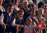 Immagine di Il presidente statunitense John F Kennedy va al Kurhaus Wiesbaden Germania, 1963, secondo 50 filmato di repertorio 65675034042
