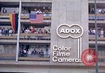 Immagine di Il presidente statunitense John F Kennedy va al Kurhaus Wiesbaden Germania, 1963, secondo 52 filmato di repertorio 65675034042