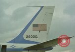 Image Le président américain John F Kennedy conseils flight Allemagne, 1963, de la seconde 49 séquences d'archives historiques vidéo 65675034043