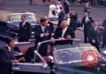 Image Le président américain John F Kennedy vient Kurhaus Wiesbaden Allemagne, 1963, de la seconde 39 séquences d'archives historiques vidéo 65675034044