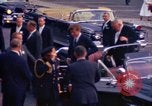 Image Le président américain John F Kennedy vient Kurhaus Wiesbaden Allemagne, 1963, de la seconde 41 séquences d'archives historiques vidéo 65675034044