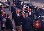 Image Le président américain John F Kennedy vient Kurhaus Wiesbaden Allemagne, 1963, de la seconde 43 séquences d'archives historiques vidéo 65675034044