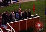 Image Le président Kennedy examine les troupes Fliegerhorst Kaserne Post Hanau en Allemagne, 1963, de la seconde 36 séquences d'archives historiques vidéo 65675034045