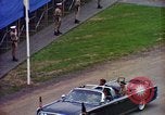 Image Le président Kennedy examine les troupes Fliegerhorst Kaserne Post Hanau en Allemagne, 1963, de la seconde 60 séquences d'archives historiques vidéo 65675034045
