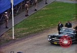 Image Le président Kennedy examine les troupes Fliegerhorst Kaserne Post Hanau en Allemagne, 1963, de la seconde 62 séquences d'archives historiques vidéo 65675034045
