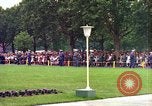 Image JFK arrive à l'hôtel Le général Von Steuben Wiesbaden Allemagne, 1963, de la seconde 9 séquences d'archives historiques vidéo 65675034046