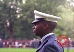 Image JFK arrive à l'hôtel Le général Von Steuben Wiesbaden Allemagne, 1963, de la seconde 19 séquences d'archives historiques vidéo 65675034046