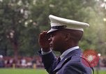 Image JFK arrive à l'hôtel Le général Von Steuben Wiesbaden Allemagne, 1963, de la seconde 21 séquences d'archives historiques vidéo 65675034046