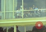 Image JFK arrive à l'hôtel Le général Von Steuben Wiesbaden Allemagne, 1963, de la seconde 32 séquences d'archives historiques vidéo 65675034046