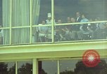 Image JFK arrive à l'hôtel Le général Von Steuben Wiesbaden Allemagne, 1963, de la seconde 34 séquences d'archives historiques vidéo 65675034046
